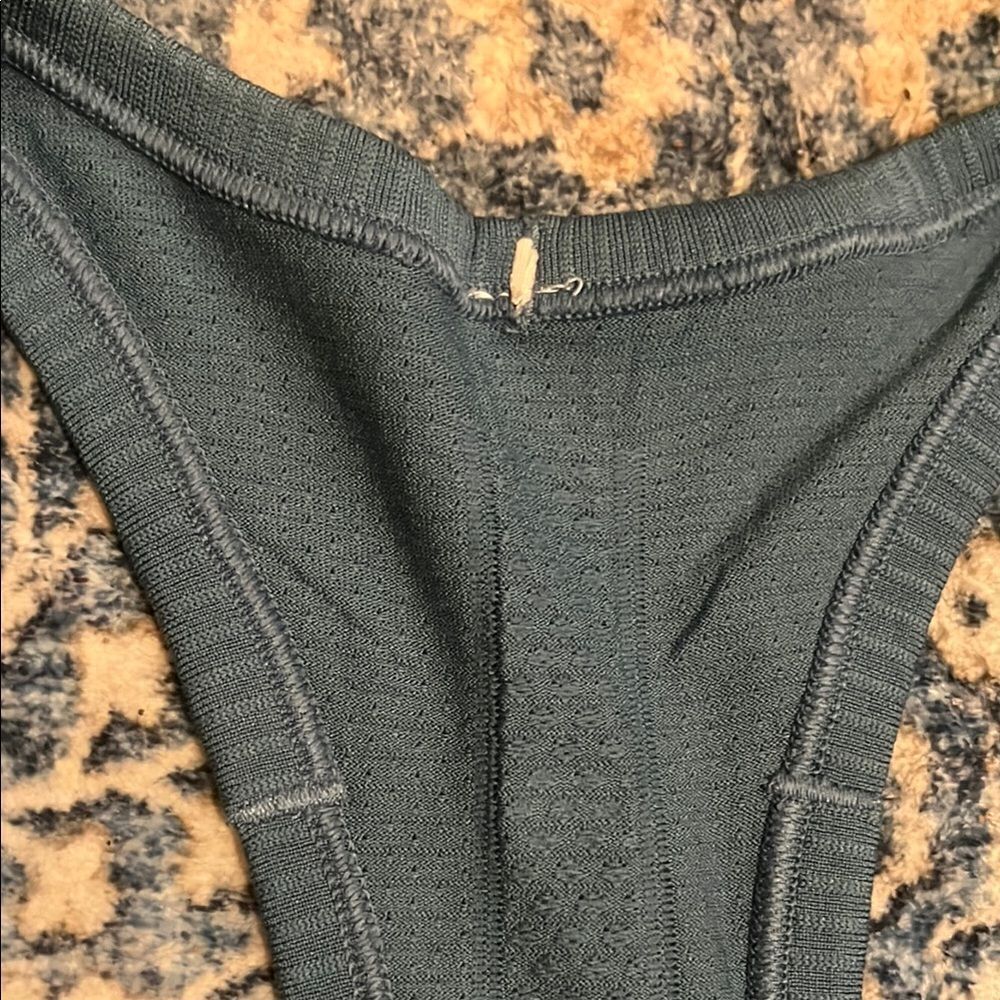 Lululemon Athletic Blue Tank Top Athleisure Gym Workout Yoga Hiking - Picture 9 of 11